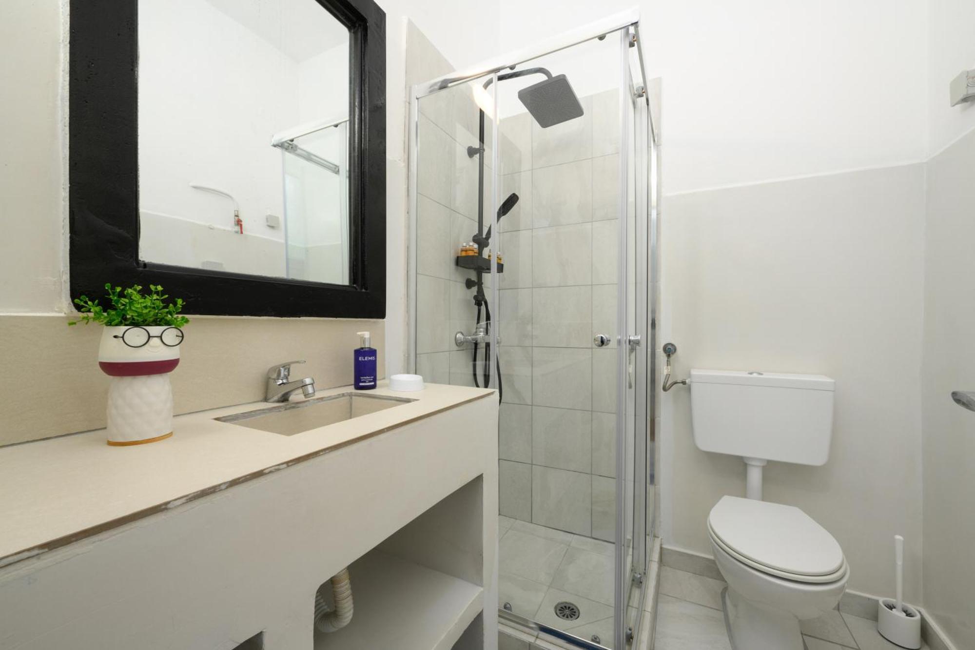 Olive Grove Poolside Apartments 贝尼蔡斯 外观 照片