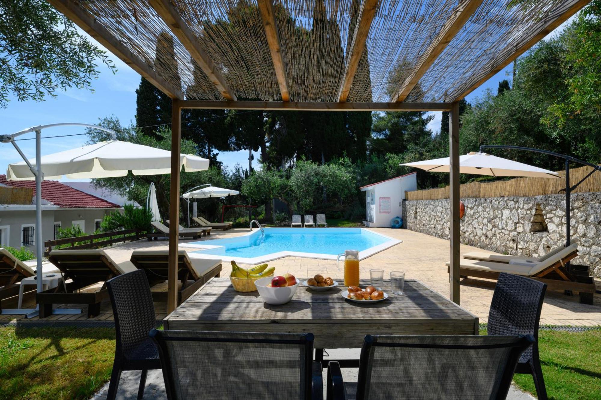 Olive Grove Poolside Apartments 贝尼蔡斯 外观 照片