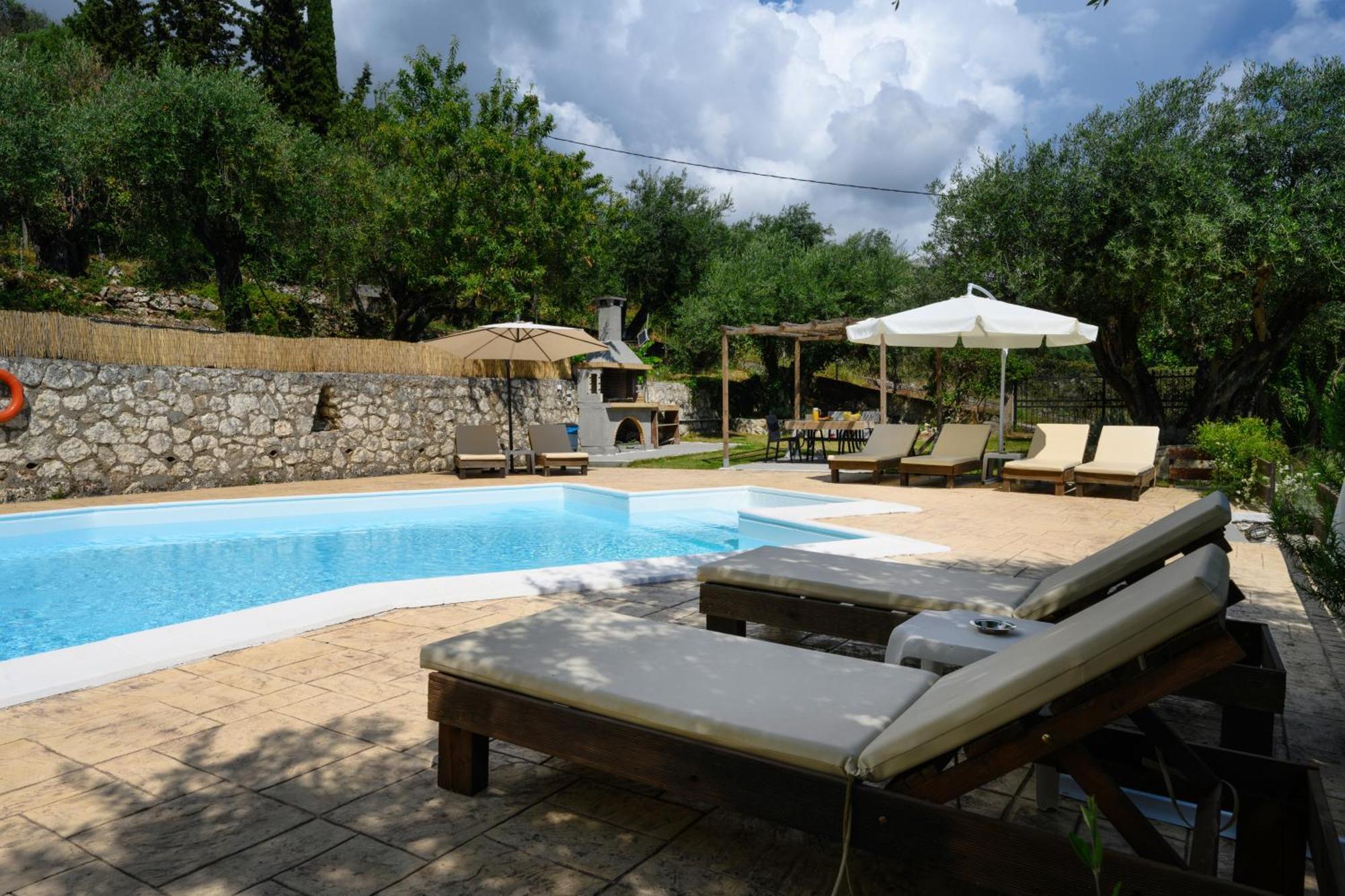 Olive Grove Poolside Apartments 贝尼蔡斯 外观 照片